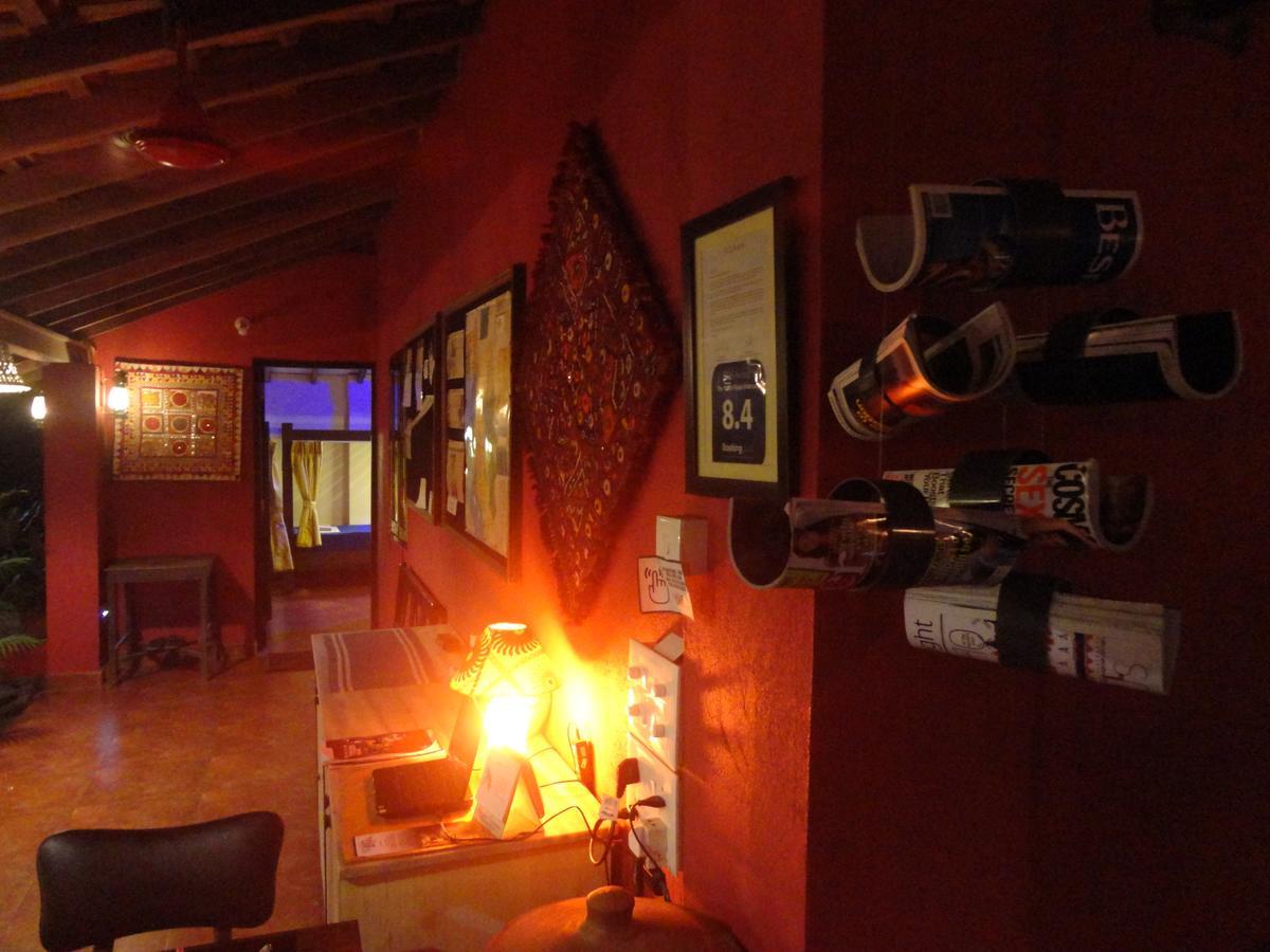 The Yuppi Hippi Female Hostel Anjuna Bagian luar foto