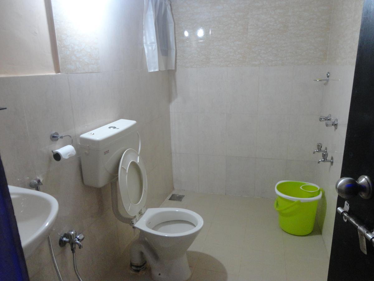 The Yuppi Hippi Female Hostel Anjuna Bagian luar foto
